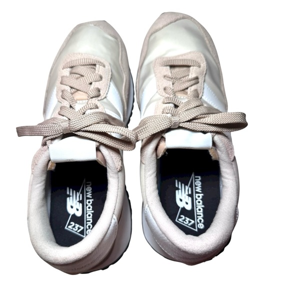 ✨ Like New ~ New Balance 237 V1 Sneakers – Beige & Off-White – Size 8.5 ✨ - Picture 7 of 12